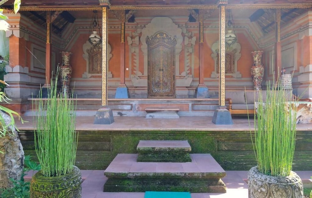 Puri Andong Villa 33/64