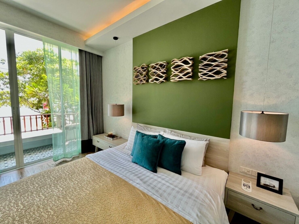 Mukrada House 31/50
