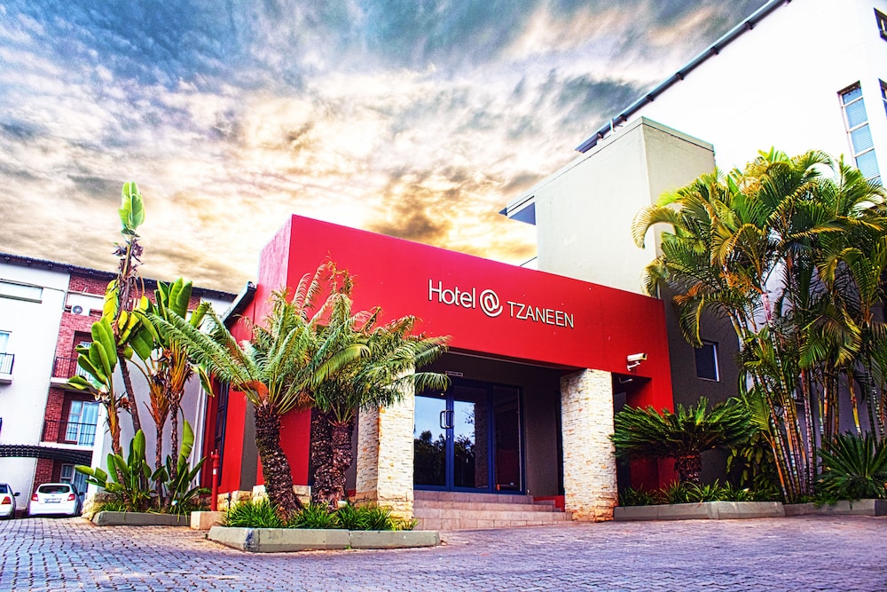 Hotel Tzaneen 3/70