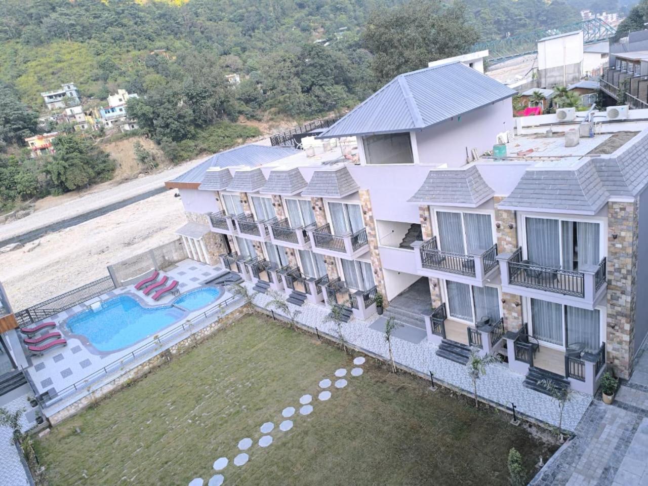 Amritara Chakra River Resort 44/54