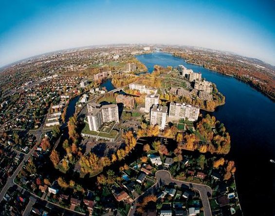 Holiday Inn Laval Montreal 78/80