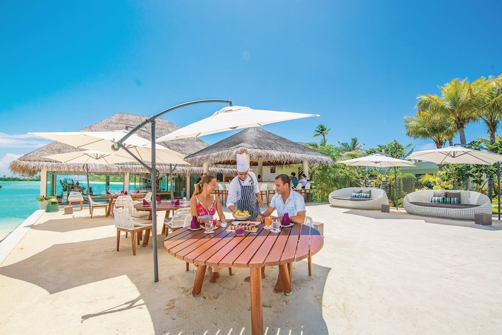Ozen Life Maadhoo Resort 54/63