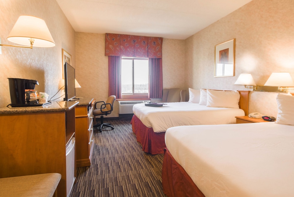 Humphry Inn Suites 13/47