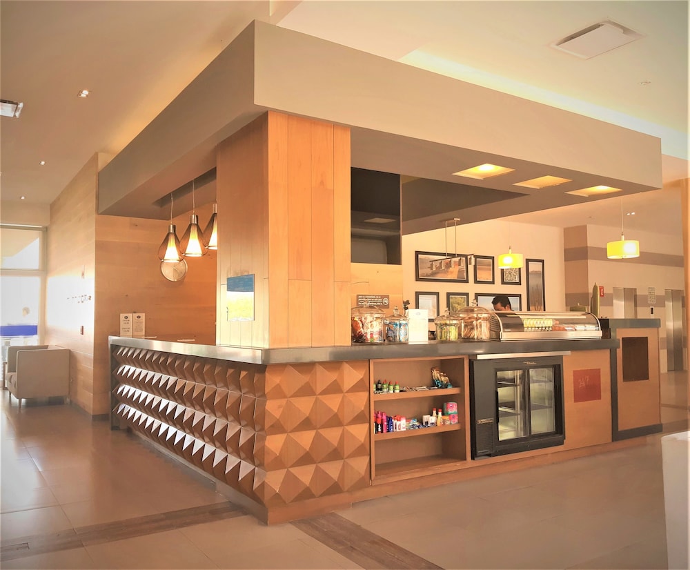 Hampton Inn by Hilton Hermosillo 8/46