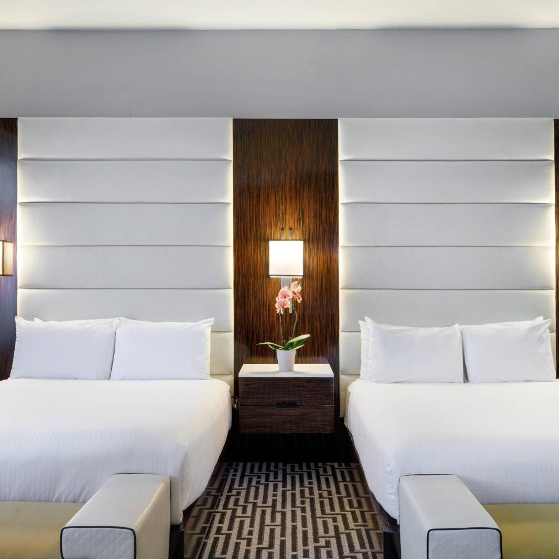 Guest Room, 2 Queen Beds, City View, Hotel Metro 6/7