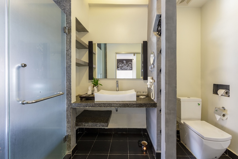 CENTRAL SUITE RESIDENCE 20/76