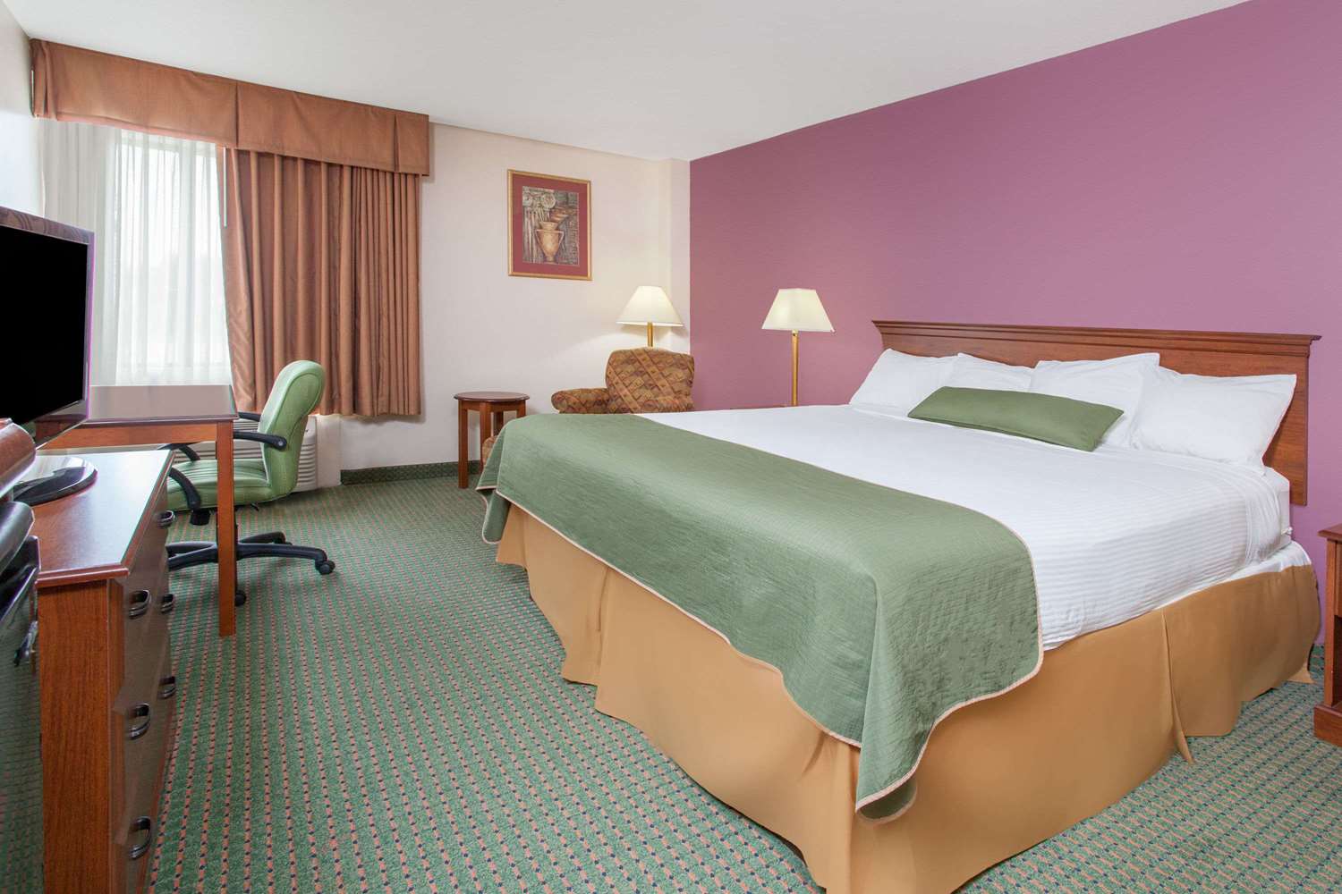 Days Inn & Suites by Wyndham Mt Pleasant 6/16