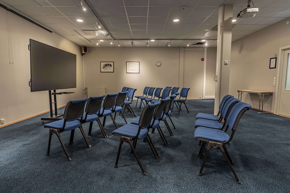 Radisson Blu Polar Spitsbergen 56/67