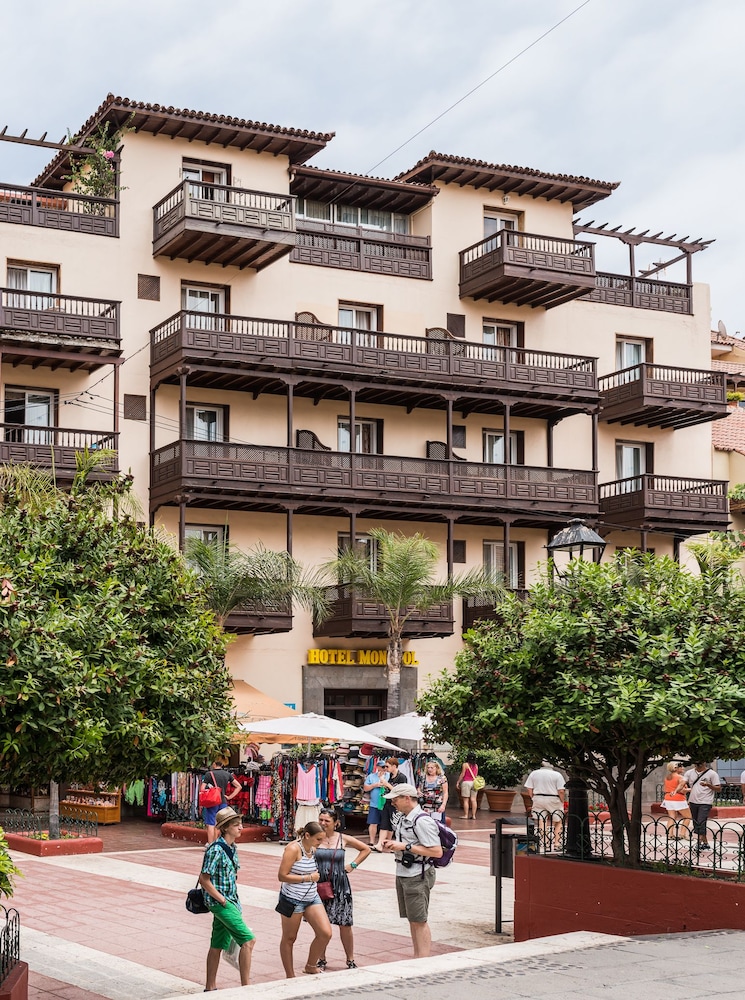 Monopol Hotel Tenerife in PUERTO DE LA CRUZ