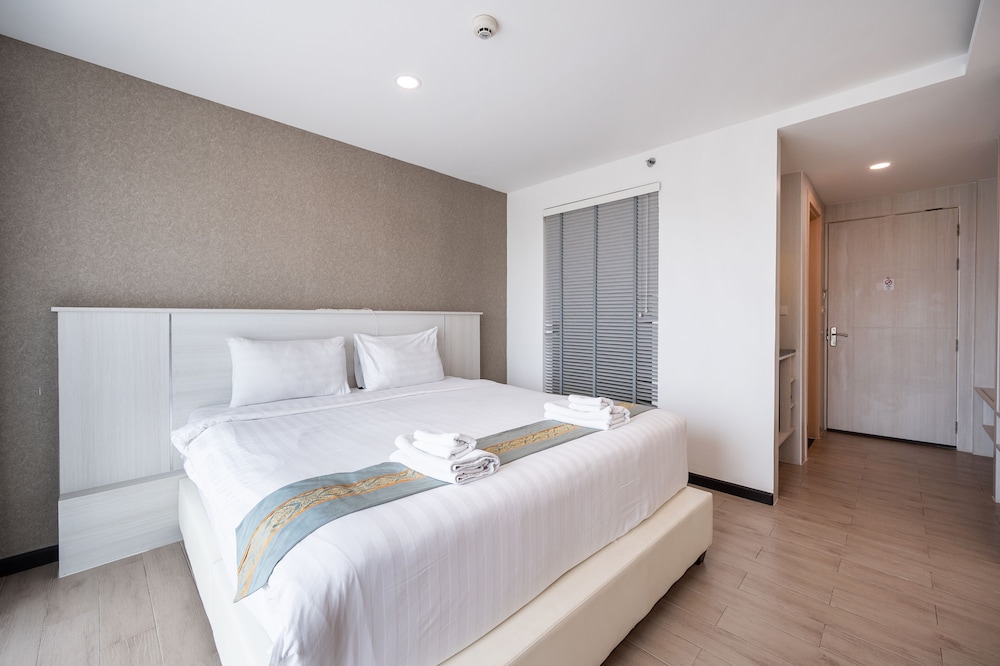 Sonia Residence Pattaya 10/50
