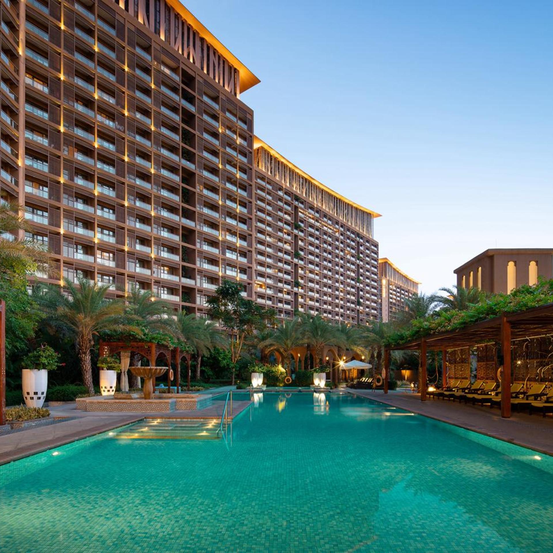 Mangrove Tree Resort World - Queen Palm 21/26