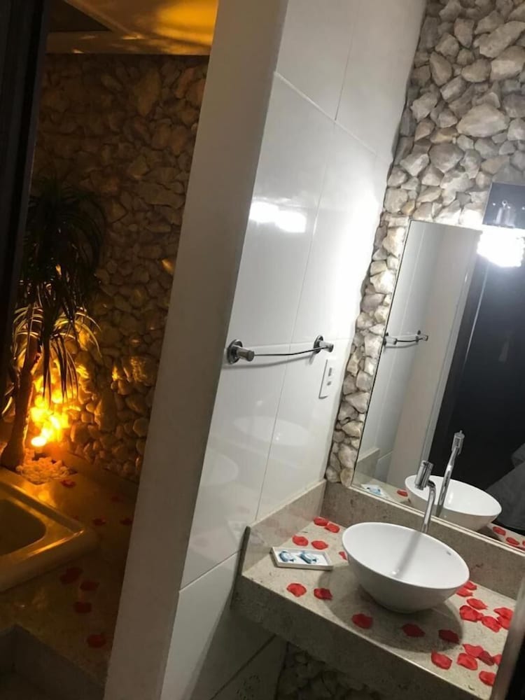 Ubaense Plaza Hotel 46/49