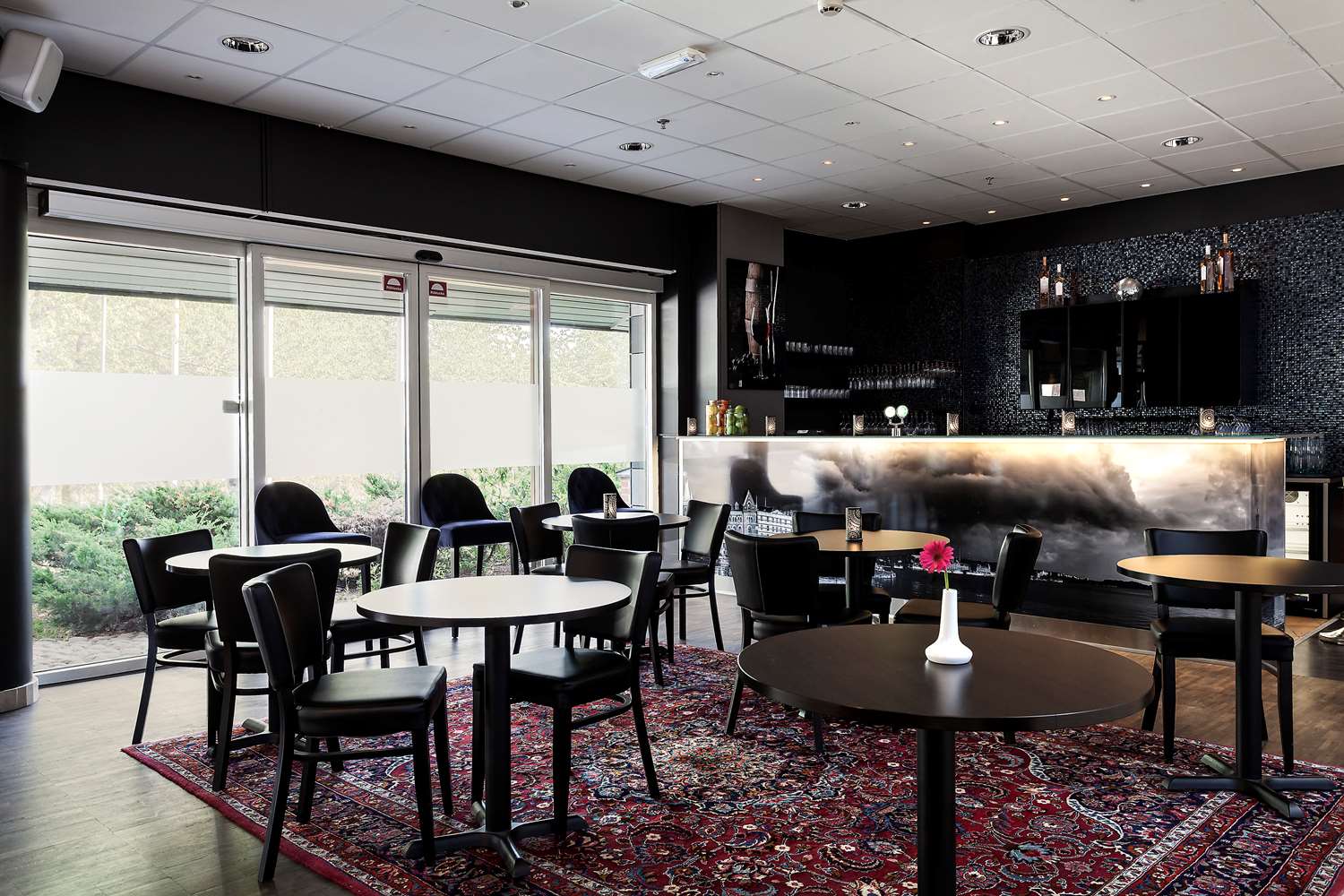 Injoy Premium Solna 9/10