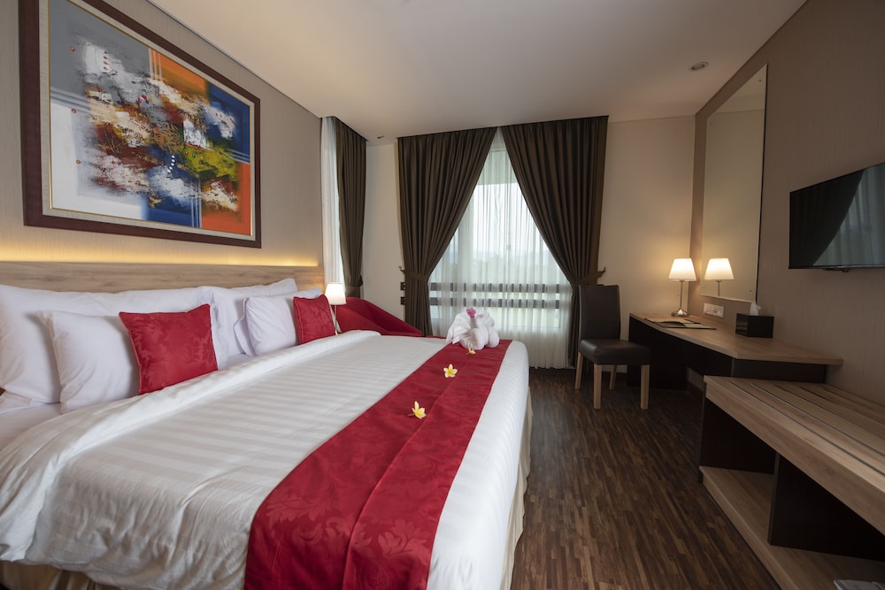 The Royale Krakatau Hotel 11/50