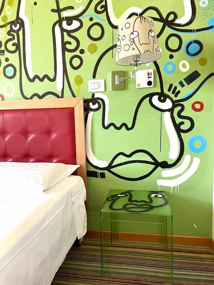 Arca Hotel 23/66