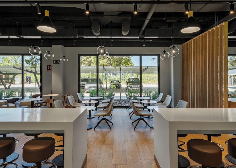ibis budget Madrid Aeropuerto 45/58