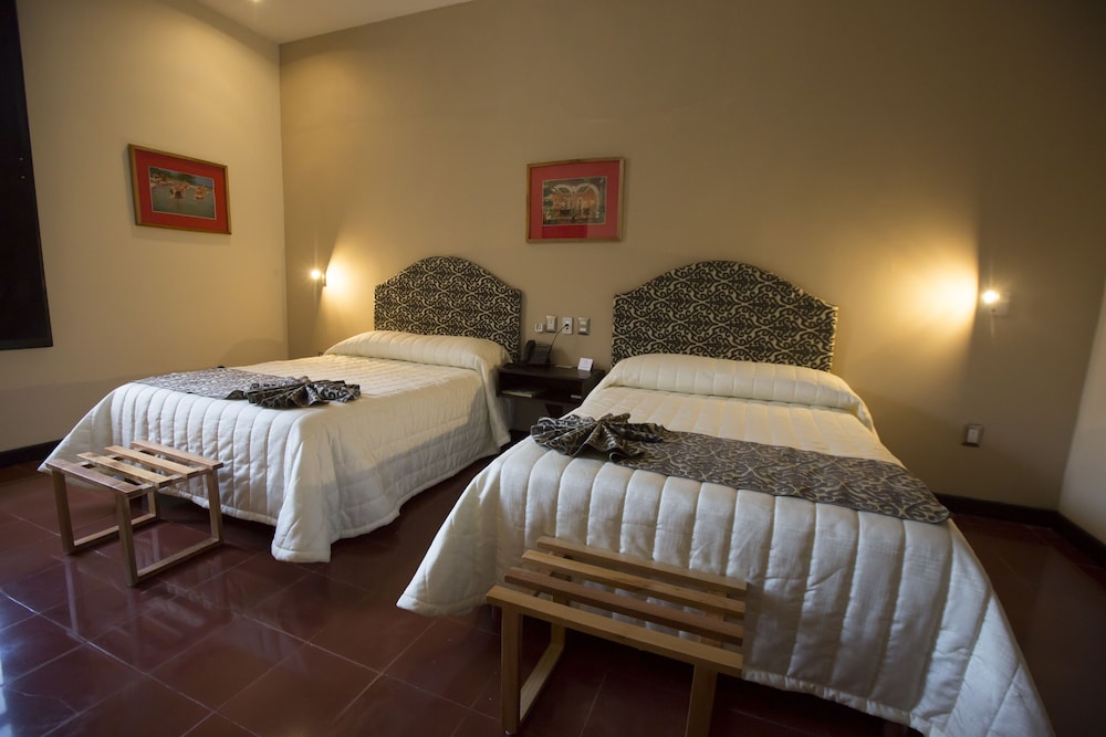 Hotel Merida 33/70
