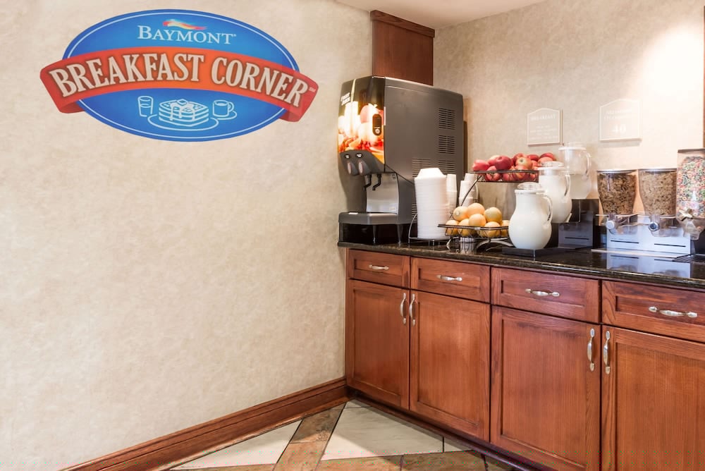Baymont By Wyndham Indianapolis South 8/40