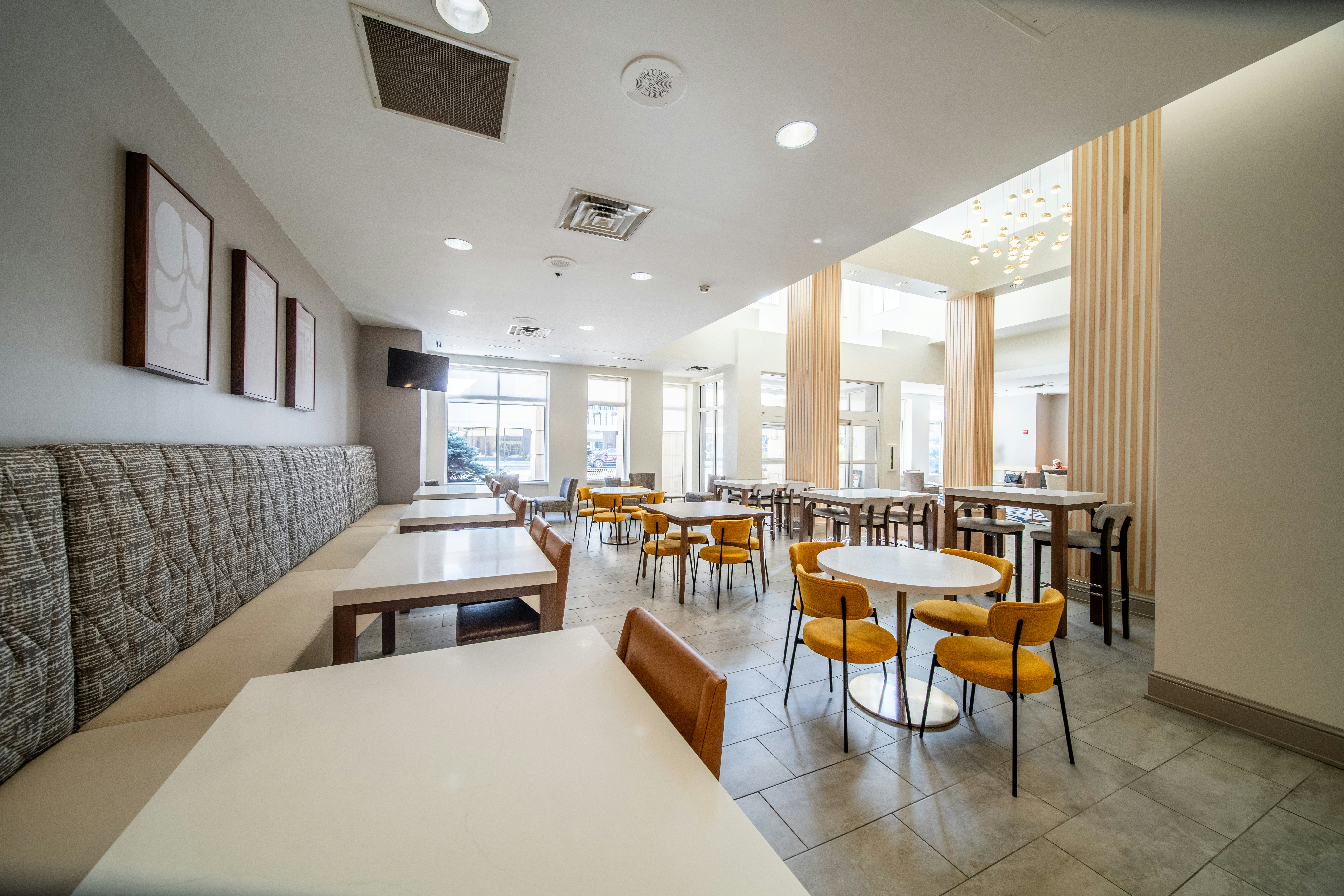 Hilton Garden Inn Rochester Downtown MN 23/40