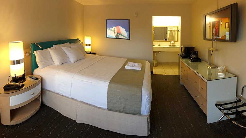 Floridian Hotel 22/71