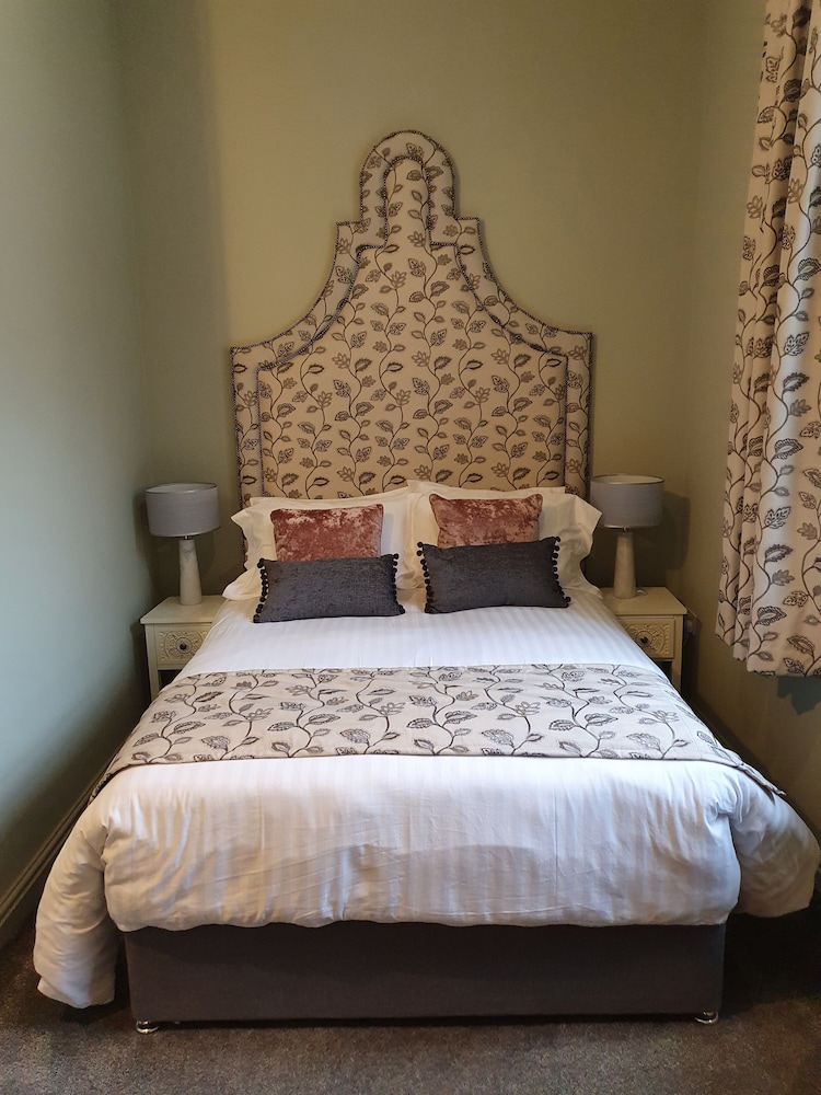 Welbeck Manor 3/43