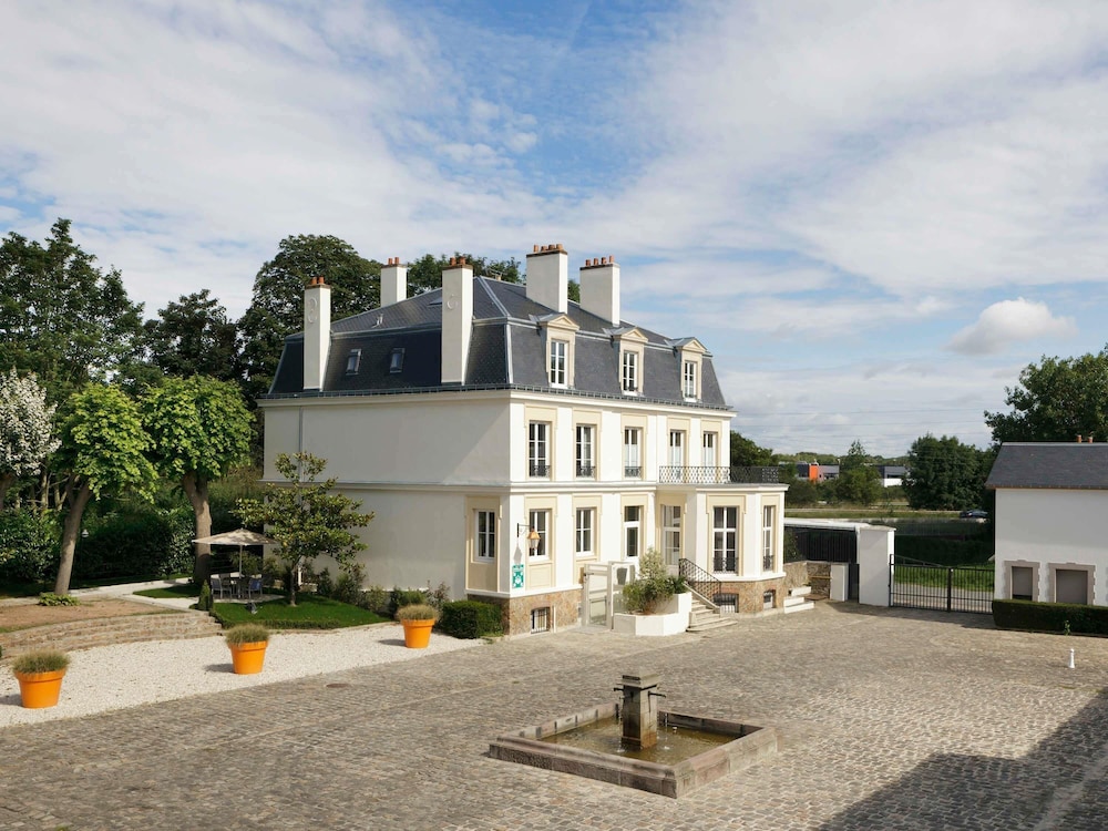 Novotel Paris Saclay 66/74