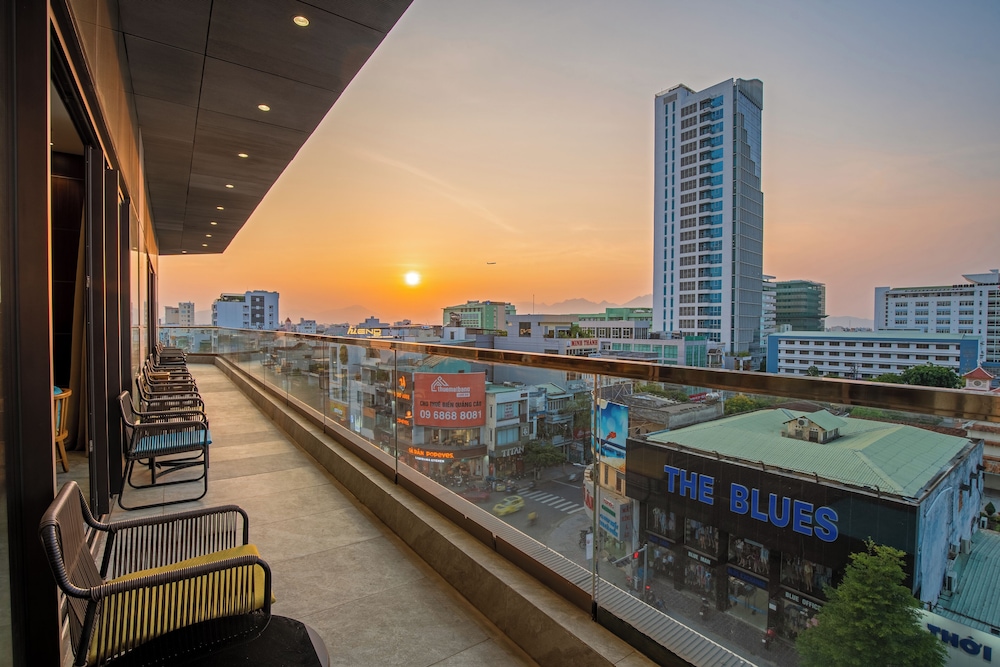 G8 Luxury Hotel and Spa Da Nang 62/66