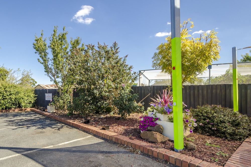 Werribee Motel & Apartments 52/63