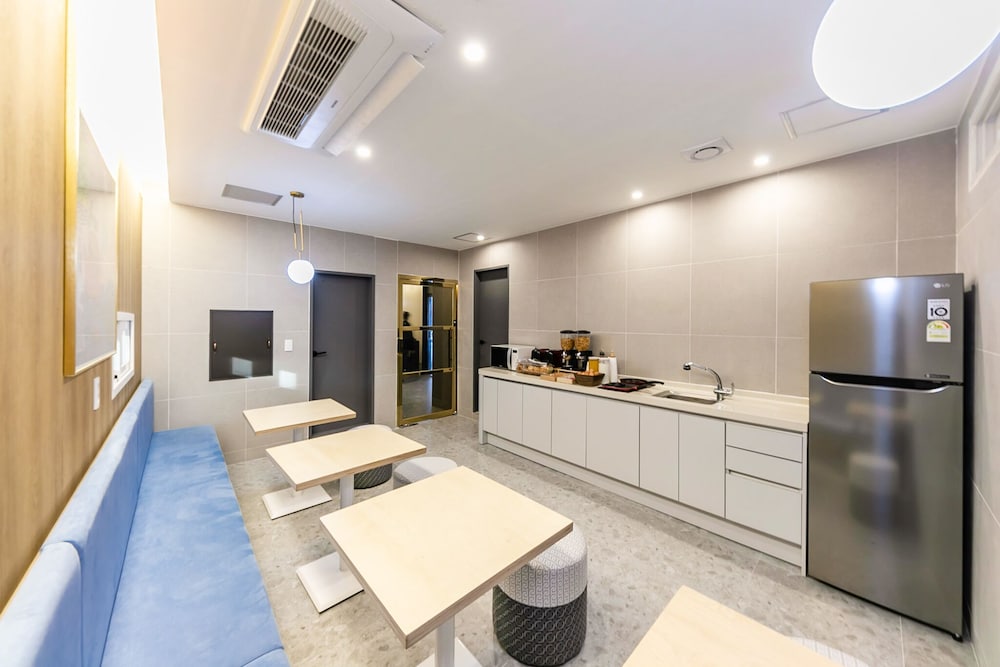 Browndot Hotel Sasang Renecite 36/50