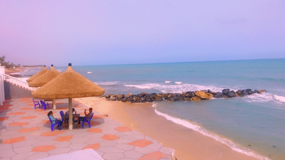 Coconut Pointe Beach Resort 41/50