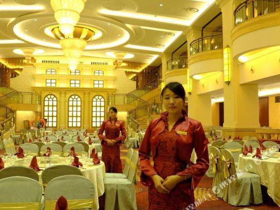 Phoenix International Hotel 23/27