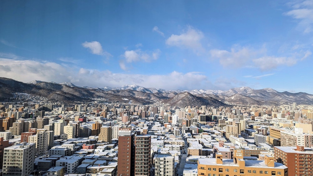 Premier Hotel Nakajima Park Sapporo 78/82