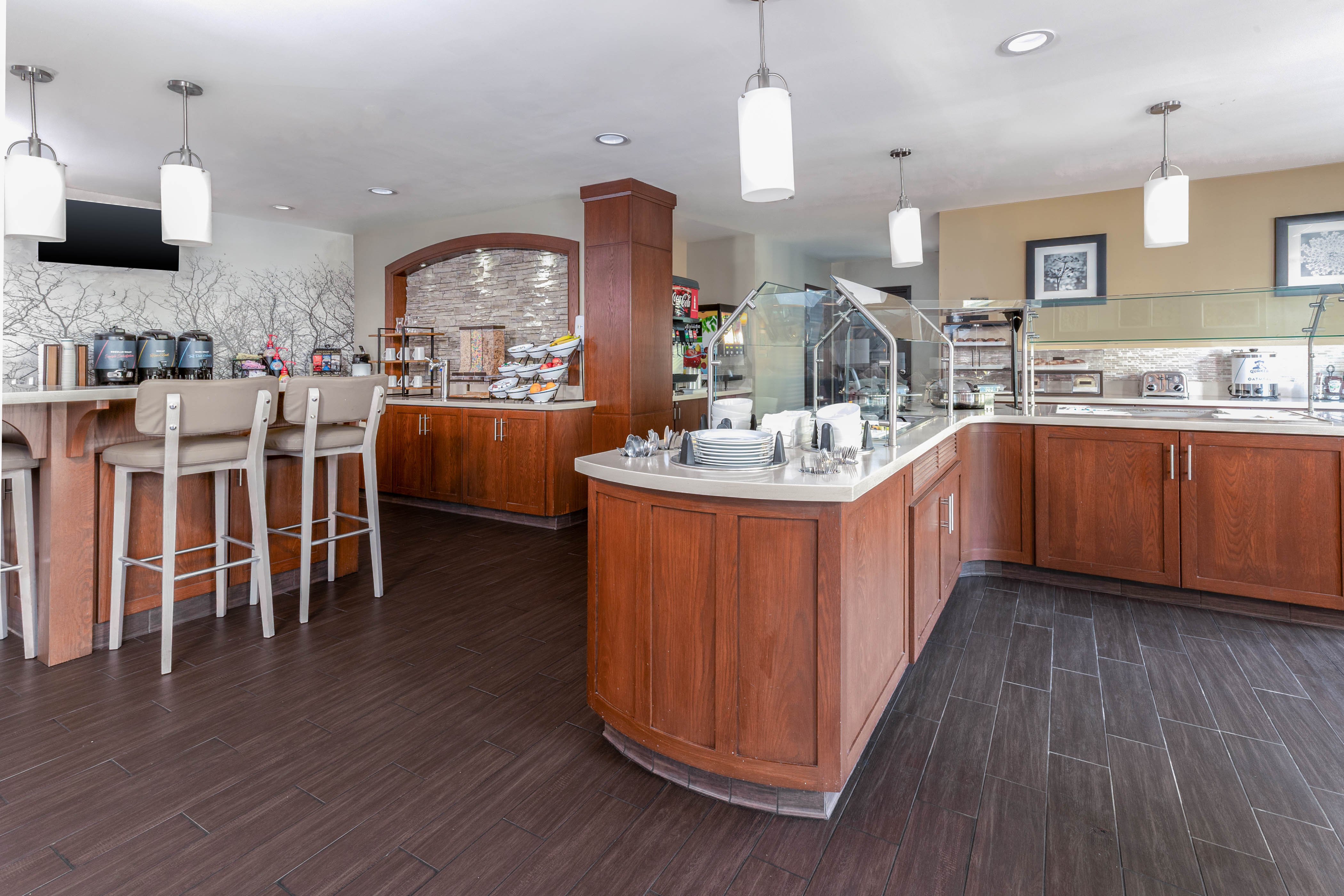 Staybridge Suites Corona South 27/45