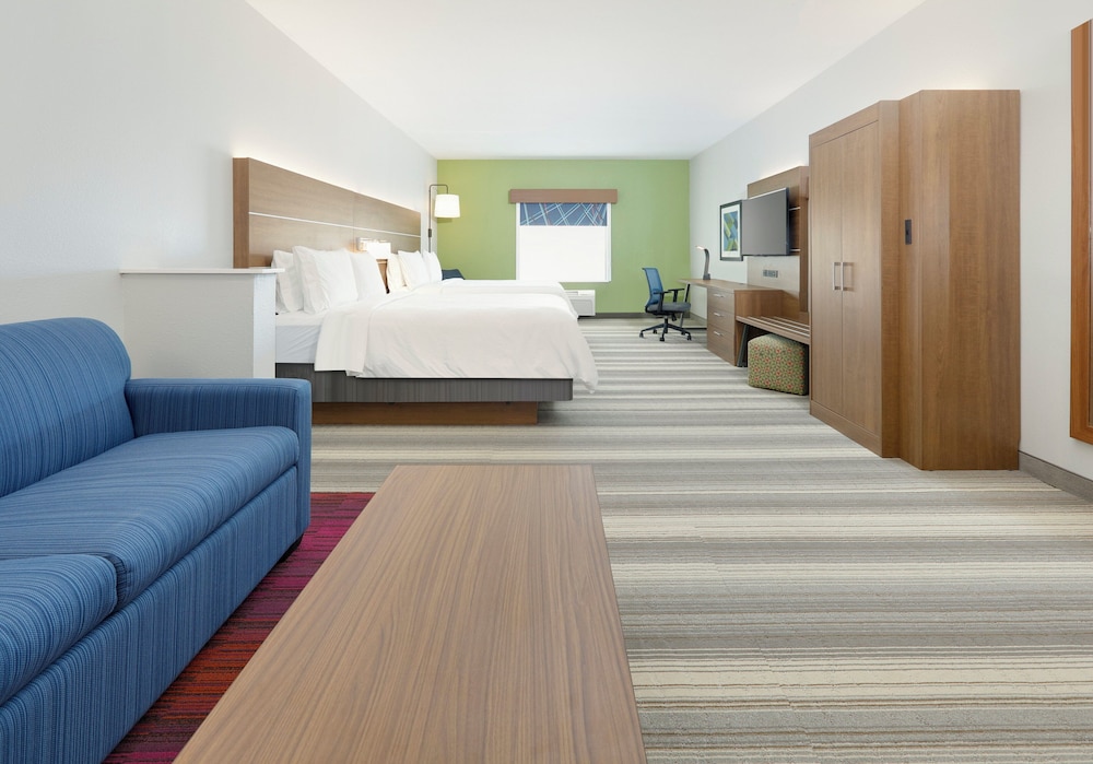Holiday Inn Express Hotel And Suites Denton Unt Twu 20/68
