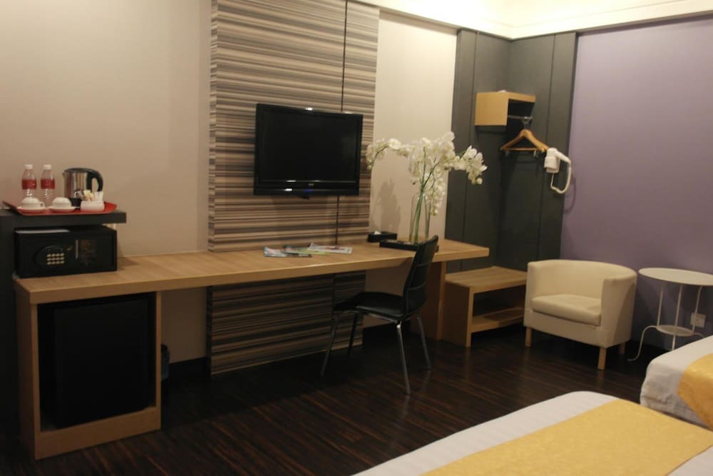 De Hotel 21/28