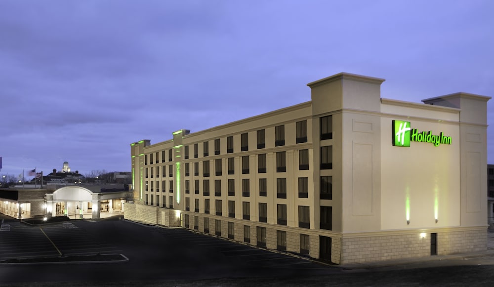 Holiday Inn Cleveland-S Independence 3/58
