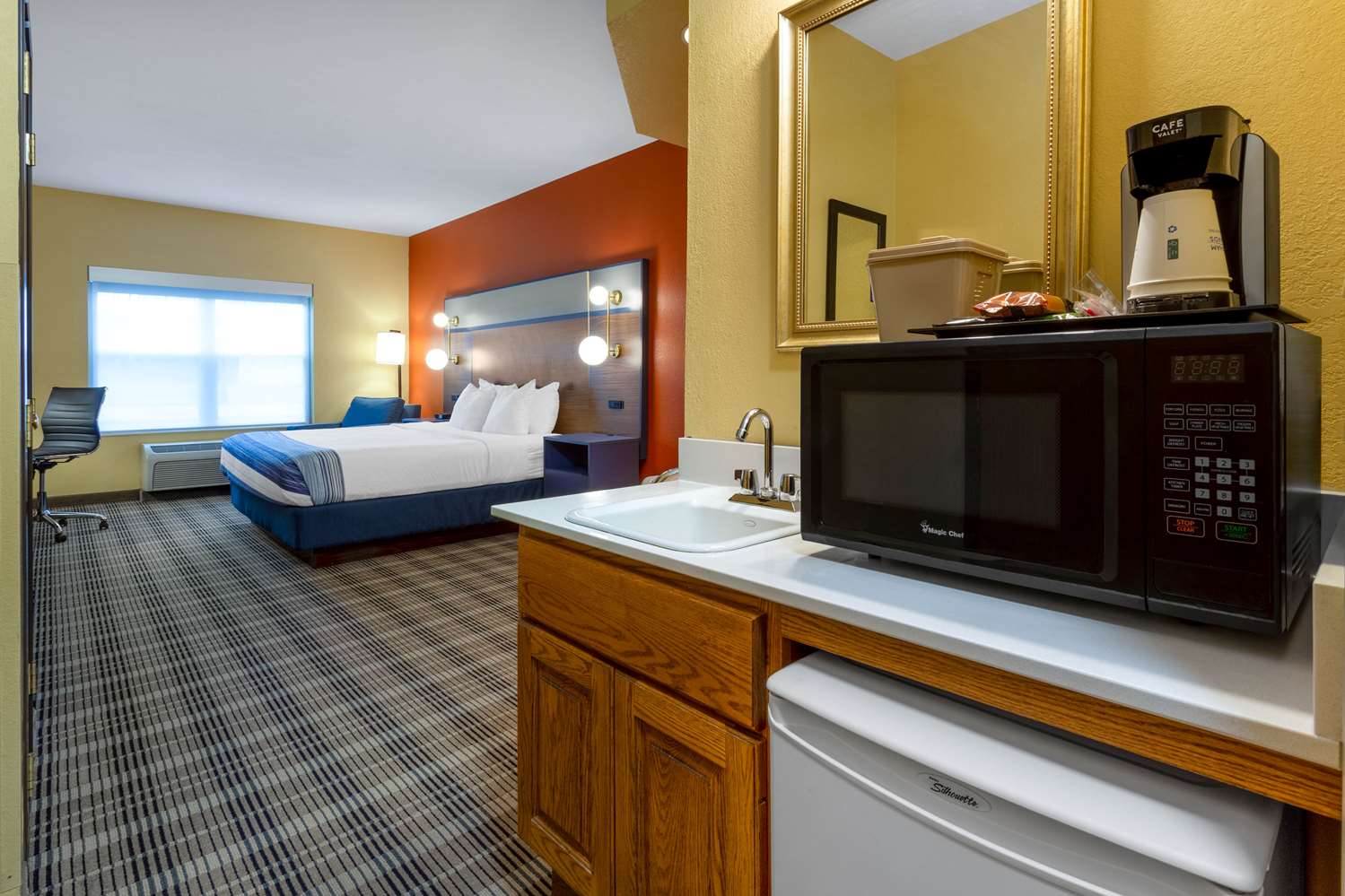 Americinn By Wyndham Fulton Clinton 10/23
