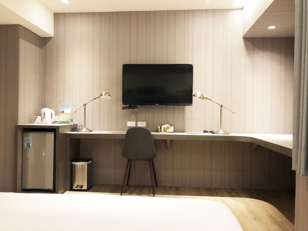 Kindness Hotel Lio He Ye Shi 42/50