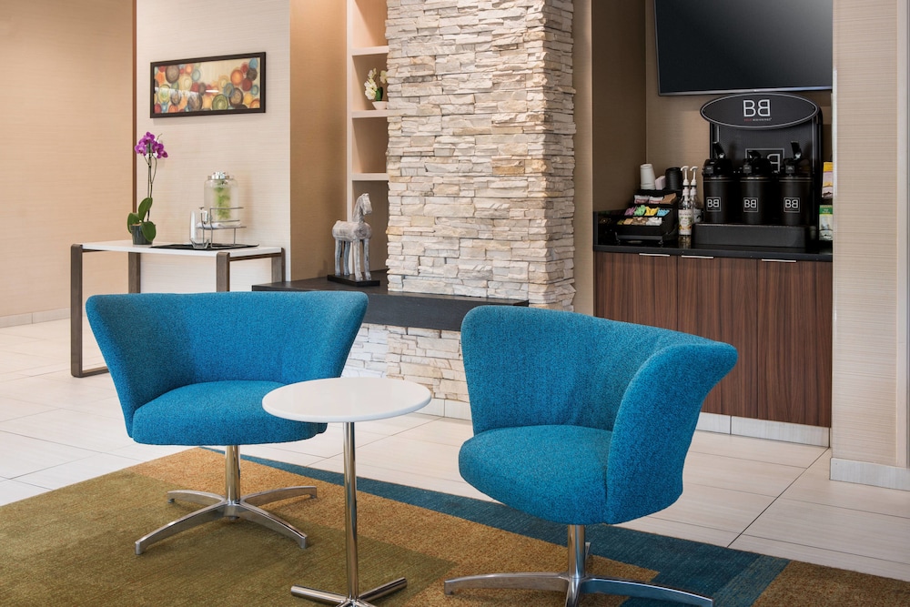 Fairfield Inn Suites By Marriott Fort Collins Loveland 26/38