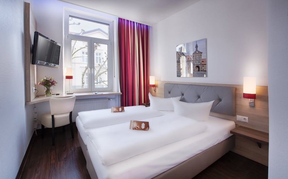 Hotel National 22/72