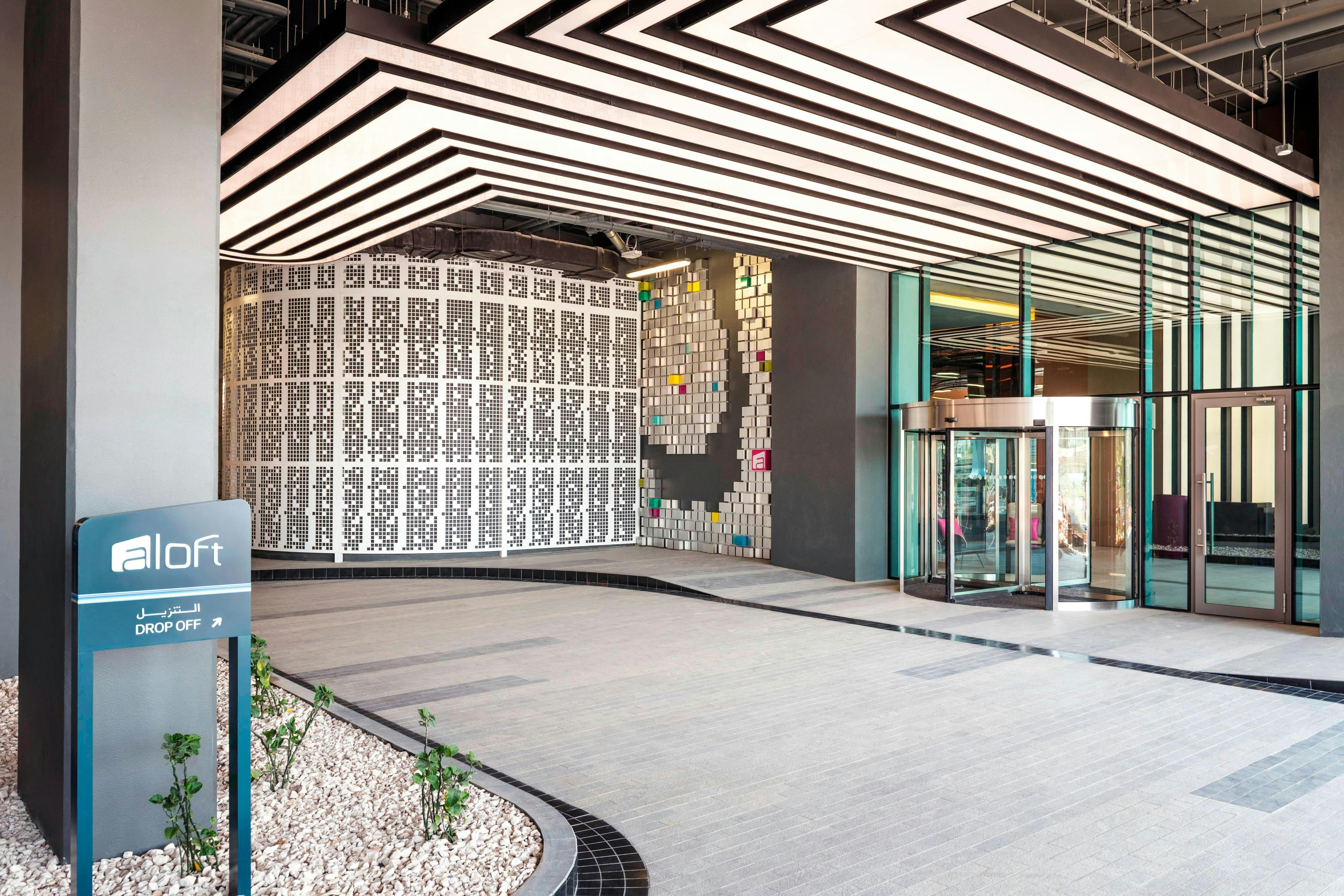 Aloft Dubai Creek 62/63
