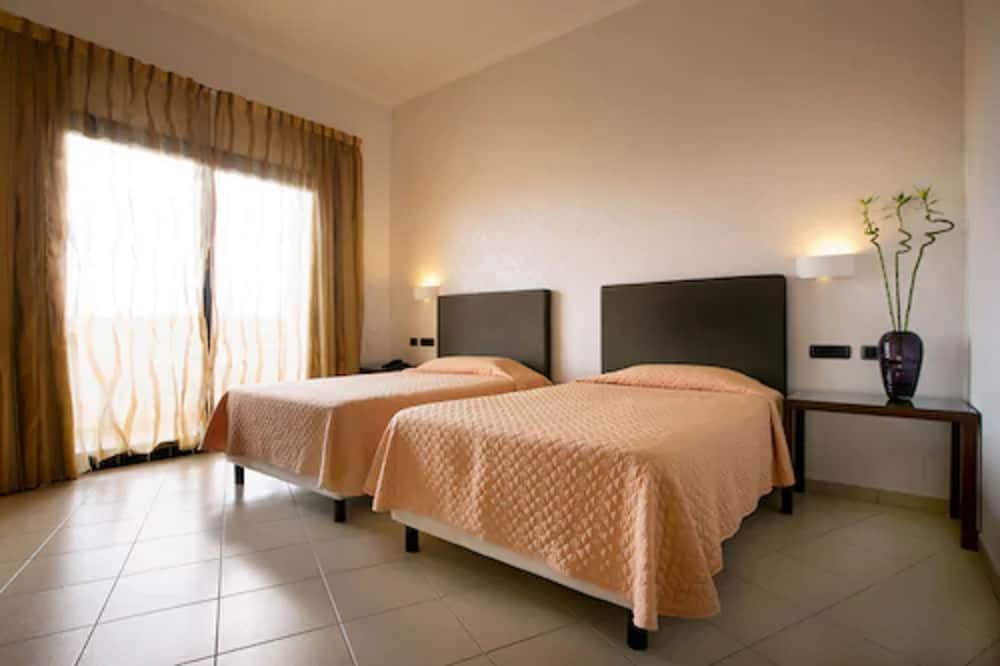 Grand Hotel Sofia 26/69