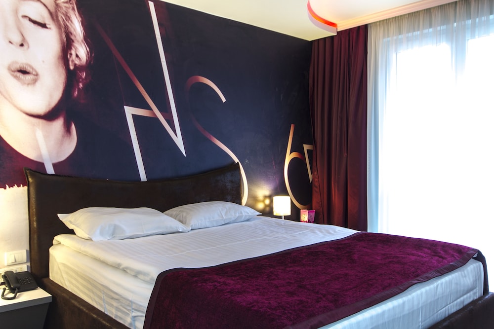 Hollywoodland Wellness And Spa Hotel 16/66
