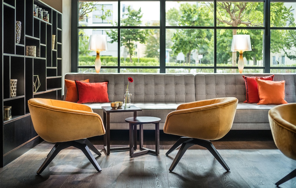 SAKS Urban Design Hotel Frankfurt 46/50
