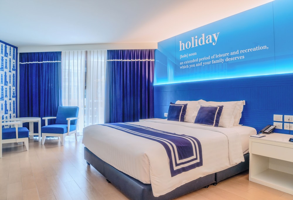 Blue Cabin Hotel 26/65