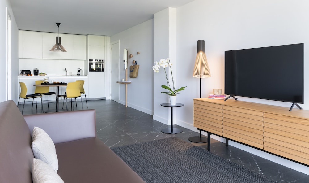 Pure Salt Residence 39/61