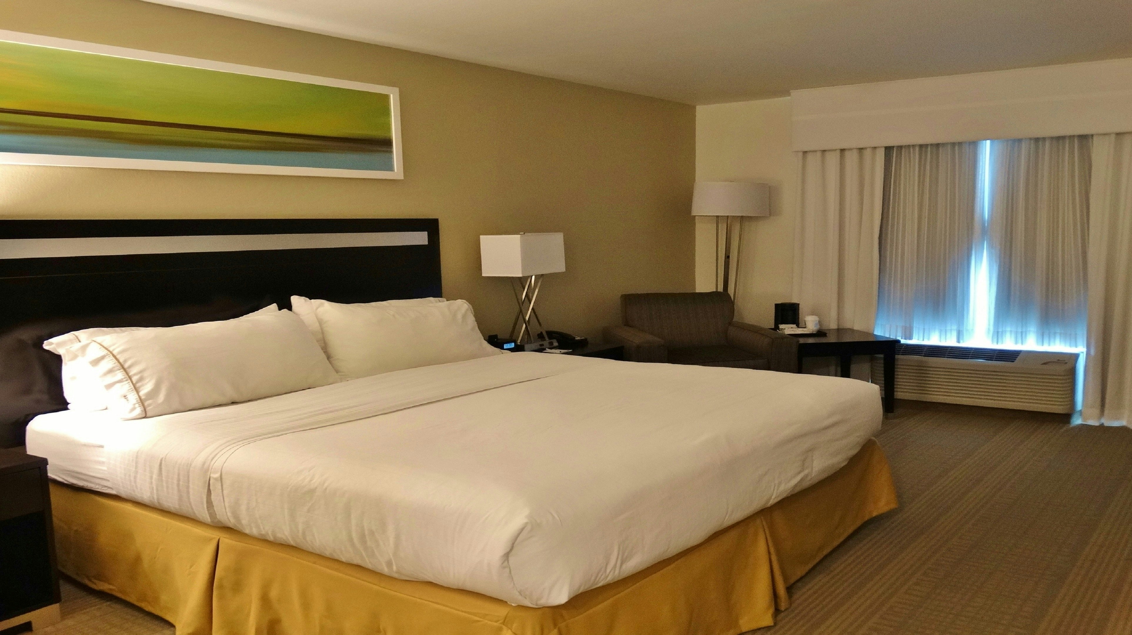 Holiday Inn Express And Suites Montgomery 17/76