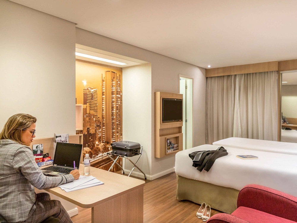 Mercure Sao Paulo Nacoes Unidas 36/76