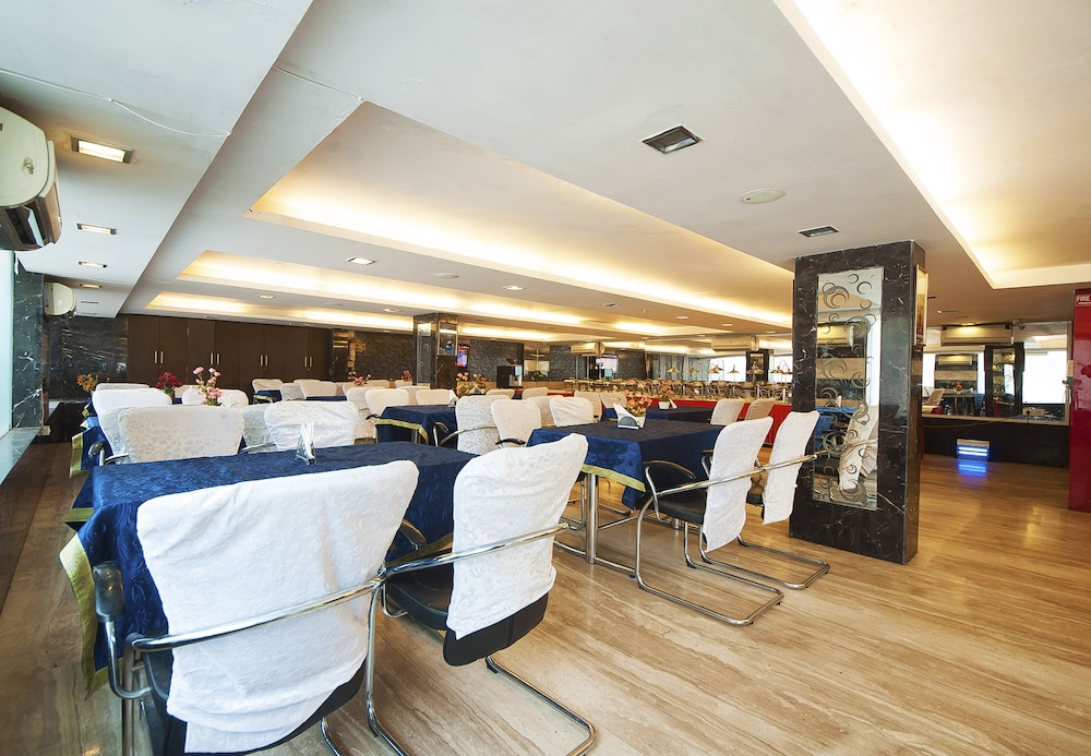 Amaltas International 20/23