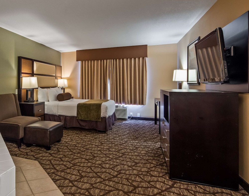 Best Western Plus Vancouver Mall Dr. Hotel & Suites 27/38